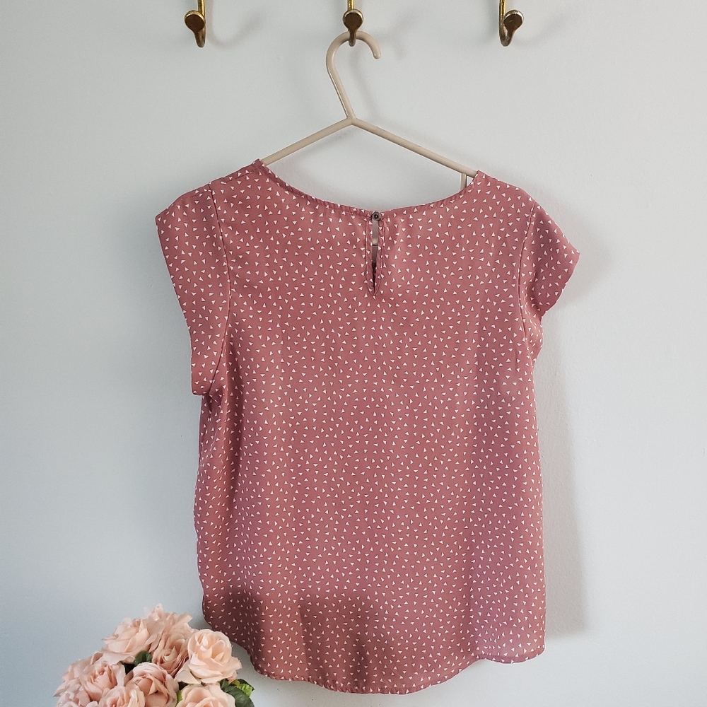 Style and romantic blouse for woman - size L